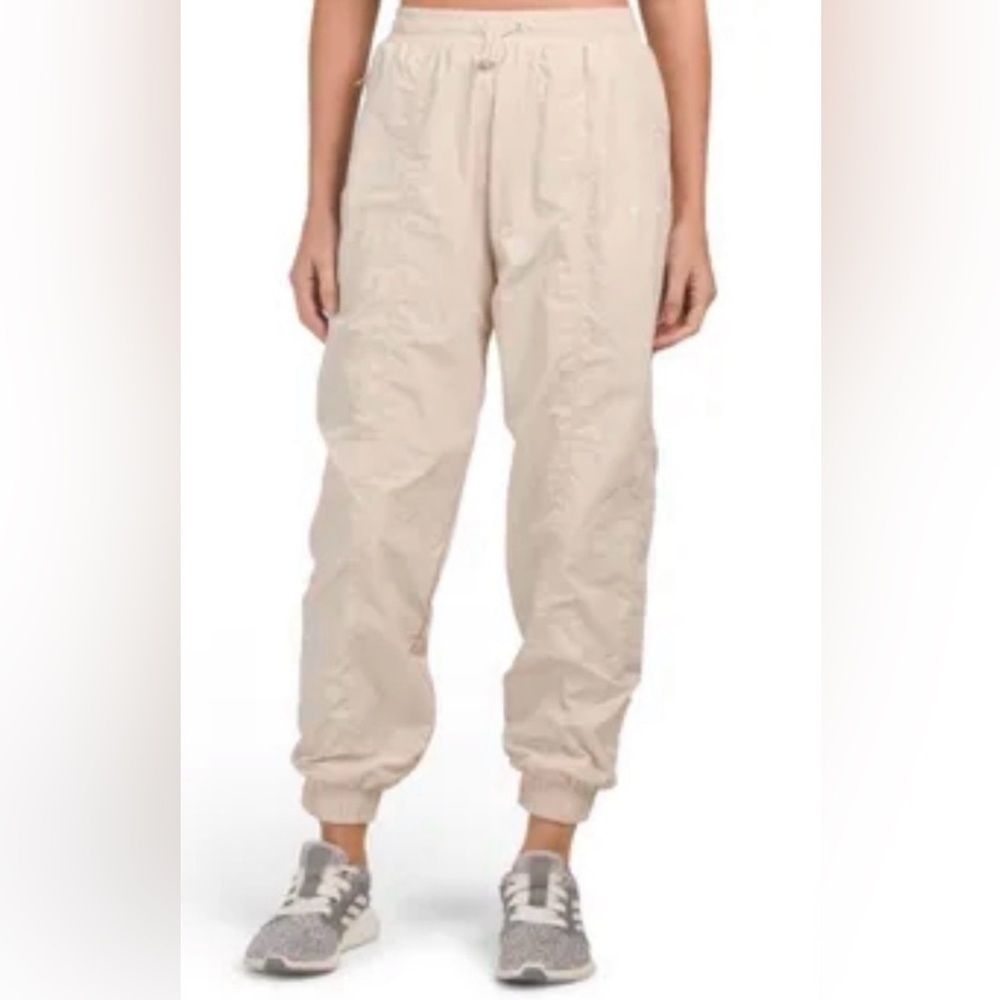 NWT Wilo the Label Parachute Cream Beige Mesh Lined Joggers Track Pants Sz S